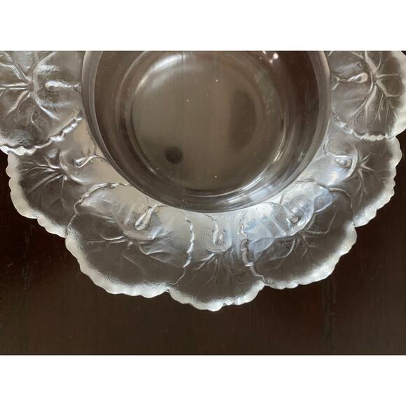 Barolac Josef Frosted Art Deco Glass Wine Coaster with Geraniums 1930's - Picture 4 of 6